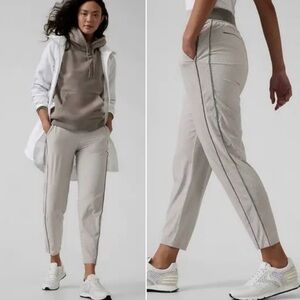 👟Athleta Brooklyn Textured Ankle Pants - 10 tall